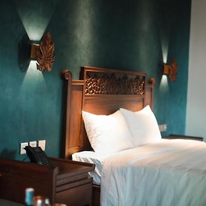 Premier Double Room Mountain View Balcony